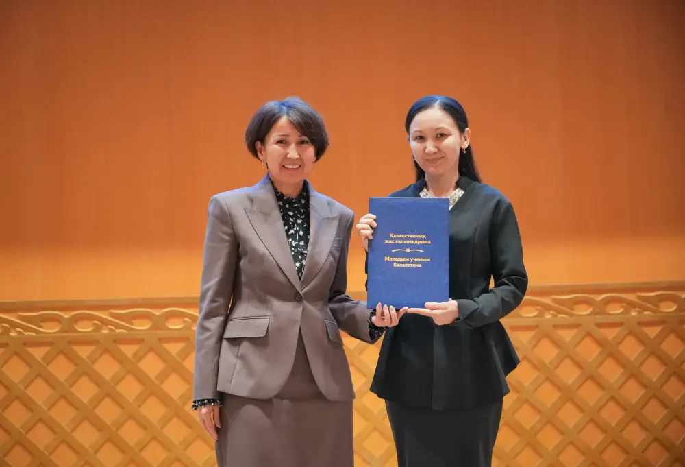 Поручение Главы государства: 14 молодых ученых стали обладателями новых квартир (4)