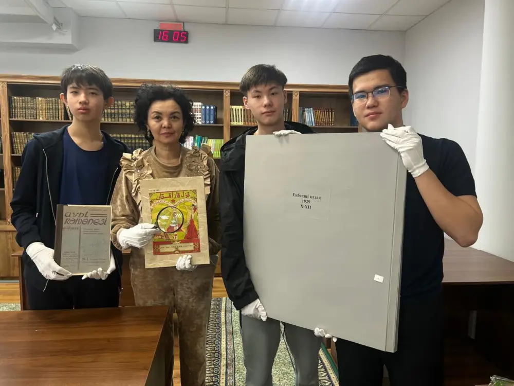 Юные ученые Астаны изучили наследие Ораза Жандосова (2)
