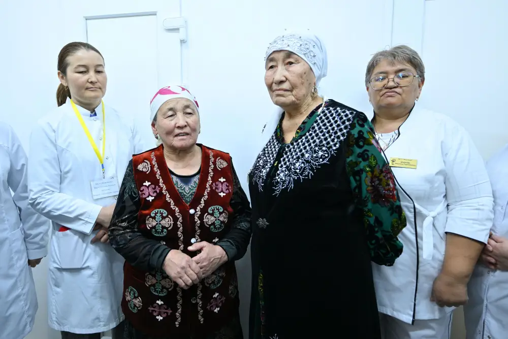 В Аксуатском районе в двух селах открылись медицинские пункты (5)