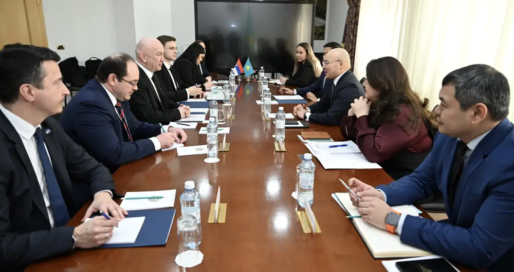 В МИД Казахстана обсуждены перспективы казахско-сербского сотрудничества (5)