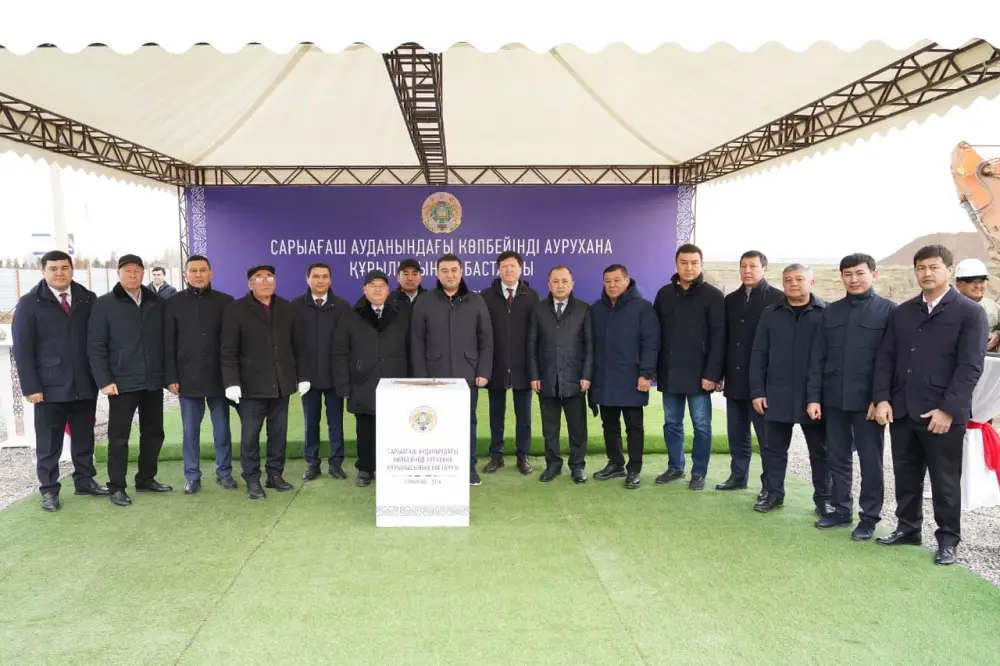 В РАМКАХ ПОРУЧЕНИЯ ПРЕЗИДЕНТА В САРЫАГАШЕ НАЧАТО СТРОИТЕЛЬСТВО СОВРЕМЕННОЙ МНОГОПРОФИЛЬНОЙ БОЛЬНИЦЫ НА 300 КОЕК (9)