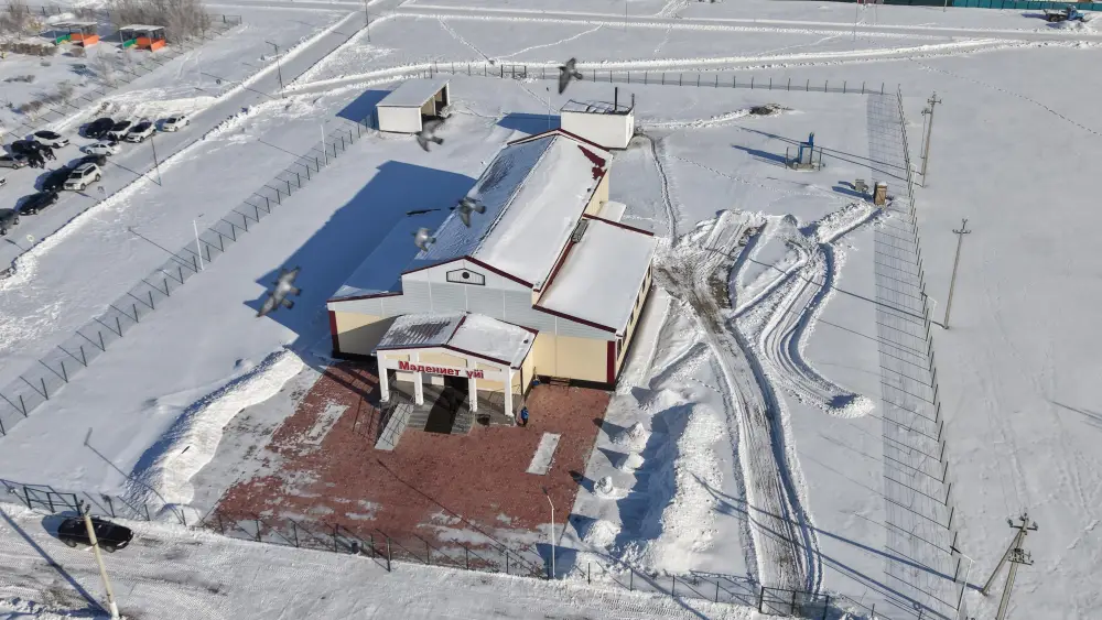 Аким области встретился с жителями села Жантикей (10)