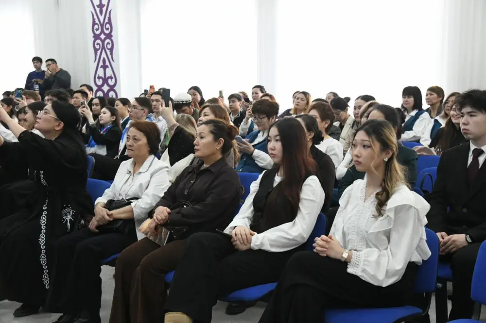 «Абылай хан – великий символ единства страны»: в Астане прошел историко-познавательный форум (5)