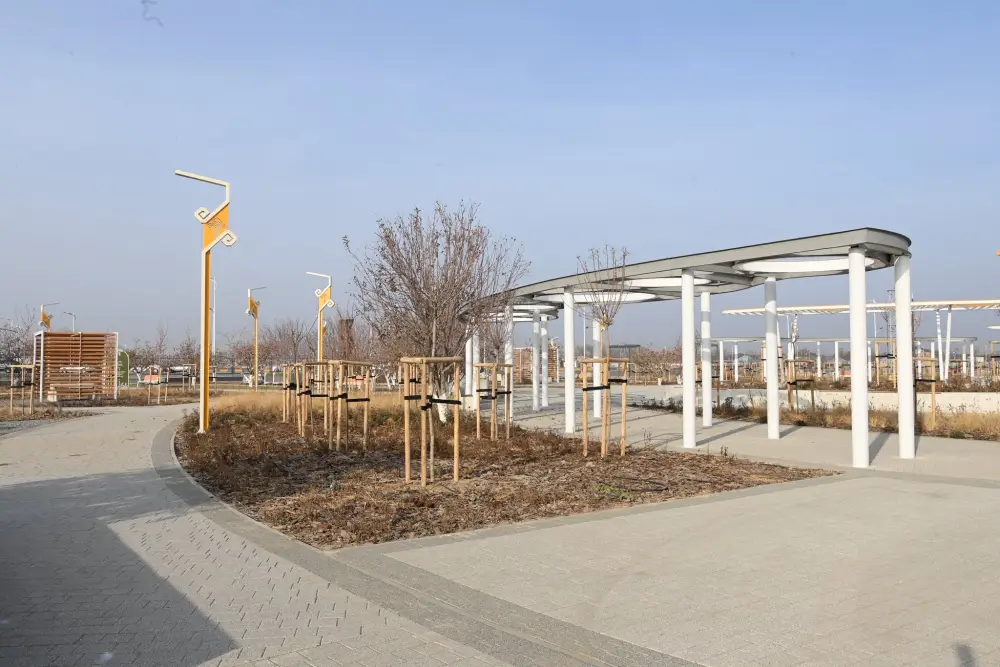 Глава региона осмотрел строительные площадки (5)