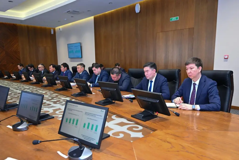 Обсуждены пути реализации поручений Президента (9)