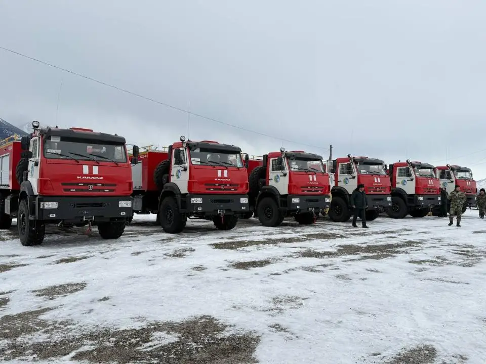 Противопожарная техника передана в Катон-Карагайский государственный национальный природный парк (5)