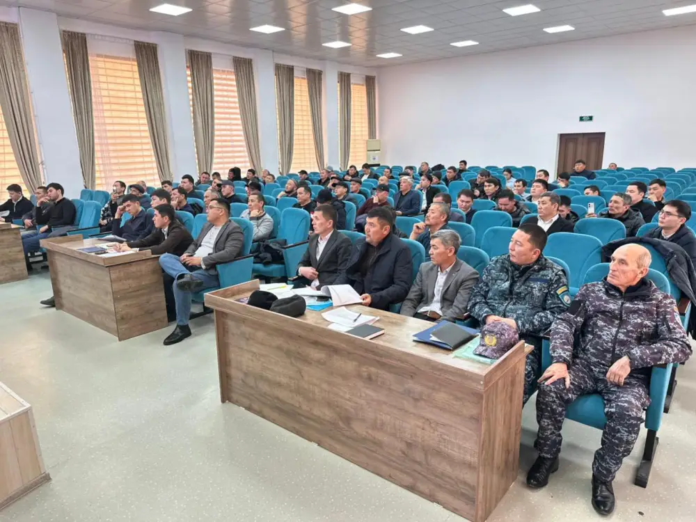 В ТУРКЕСТАНСКОЙ ОБЛАСТИ ПРЕДПРИНИМАТЕЛЯМ РАЗЪЯСНИЛИ МЕРЫ ГОСПРОДДЕРЖКИ ПО РАЗВИТИЮ РЫБНОГО ХОЗЯЙСТВА (2)