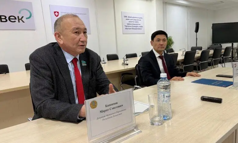 В Астане состоялась встреча, посвященная разъяснению конституционных реформ (4)