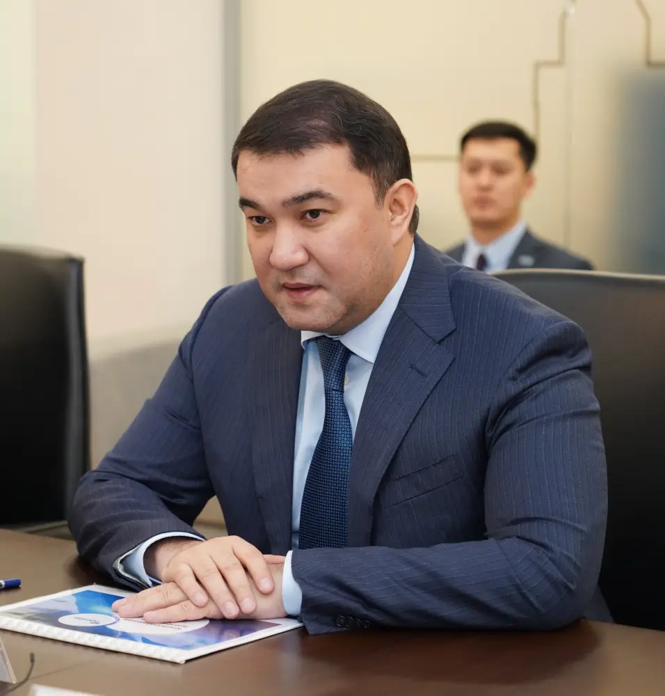 АКИМ ТУРКЕСТАНСКОЙ ОБЛАСТИ НУРАЛХАН КУШЕРОВ ВСТРЕТИЛСЯ С ПРЕДСТАВИТЕЛЯМИ ИСПАНСКОЙ КОМПАНИИ (2)