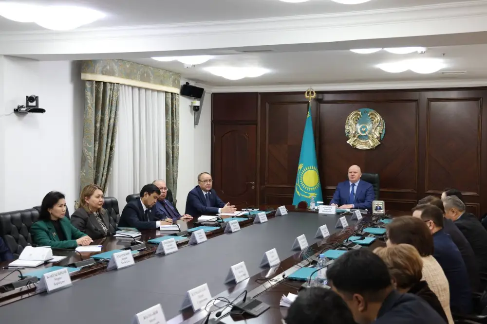 В Высшем Судебном Совете обсуждён новый проект Конституции (4)