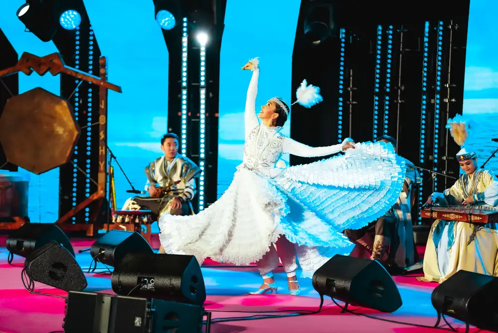 Ансамбль «Жошы» представил традиционное музыкальное искусство Казахстана на Днях культуры в Катаре (2)