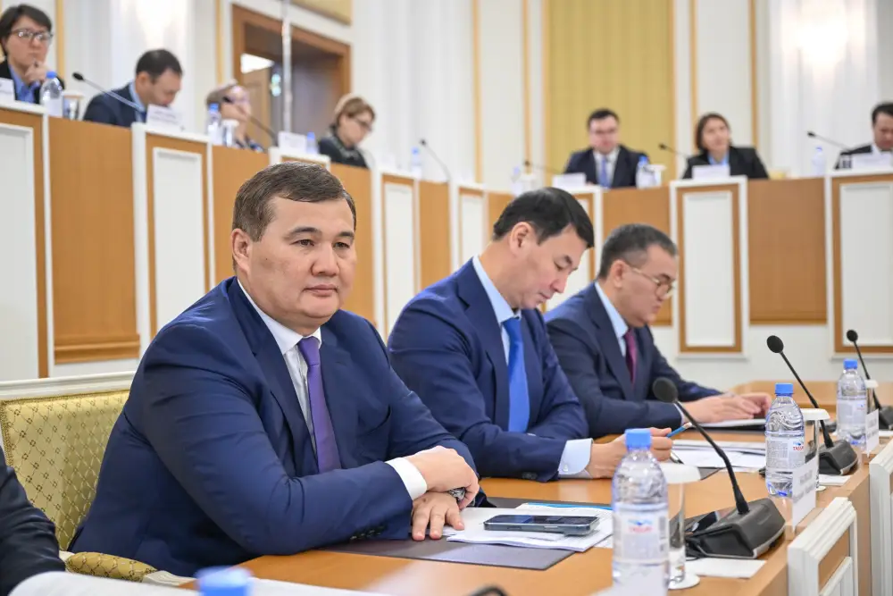 Очередное заседание комиссии: каждая норма должна быть ясной и понятной (2)