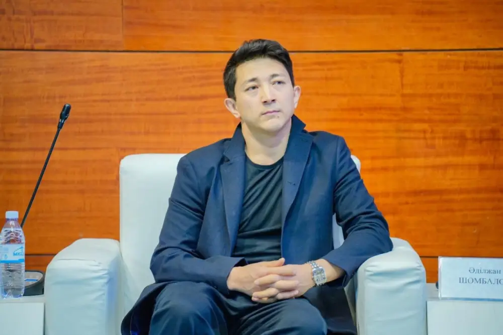 «Закон и порядок»: в Астане прошла профилактическая акция для студентов (9)