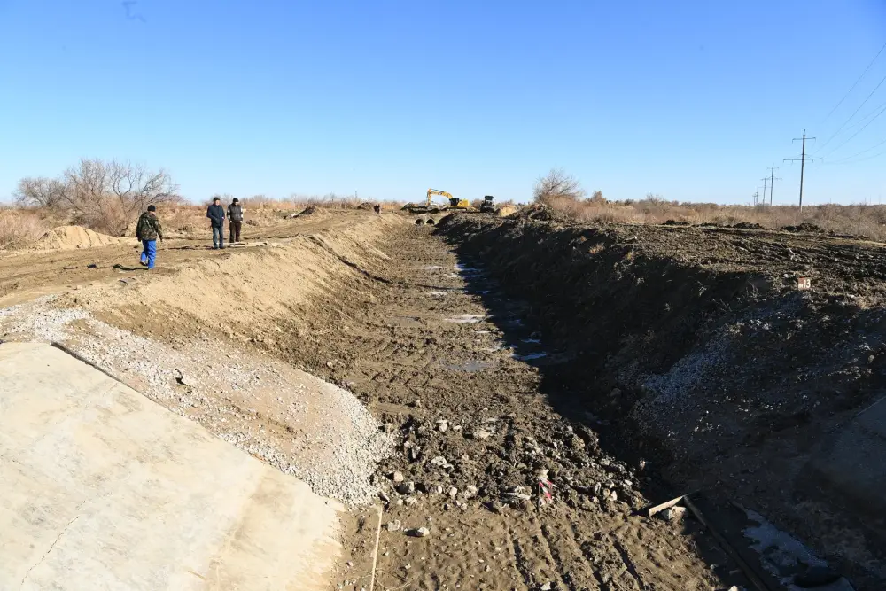 Глава региона ознакомился с ходом реконструкции канала «Кызылжарма» и улицы Сагымбаева (4)