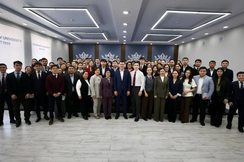 Студенческая молодежь Актюбинской области включилась в обсуждение Новой Конституции (6)