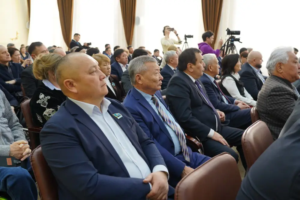 Благоустройство: Кокшетау и районы преображаются (2)