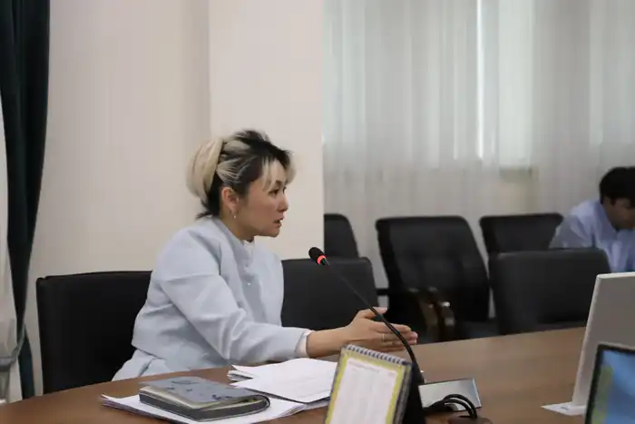 В Минтруда обсудили вопросы тарифообразования и внедрения новых стандартов социальных услуг с НПО Астаны (4)