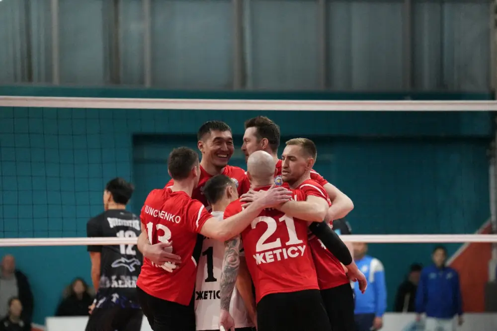 Историческая победа: мужская волейбольная команда «Жетісу» завоевала Суперкубок (2)