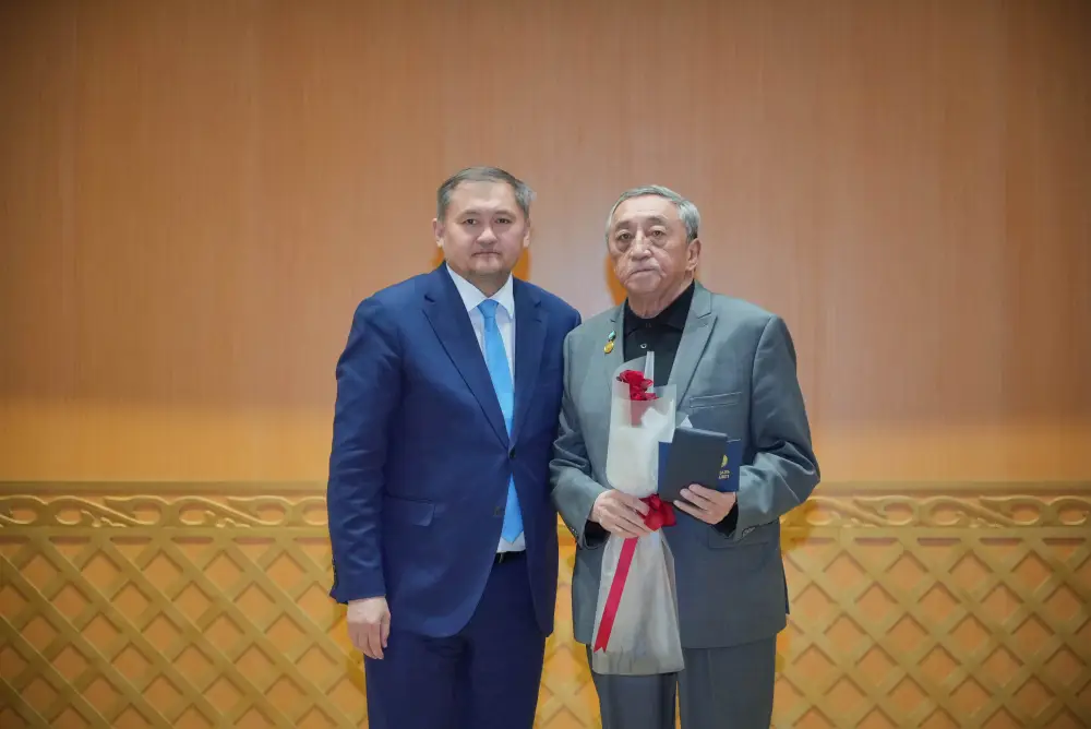 В Алматы наградили лучших представителей науки и высшего образования (4)