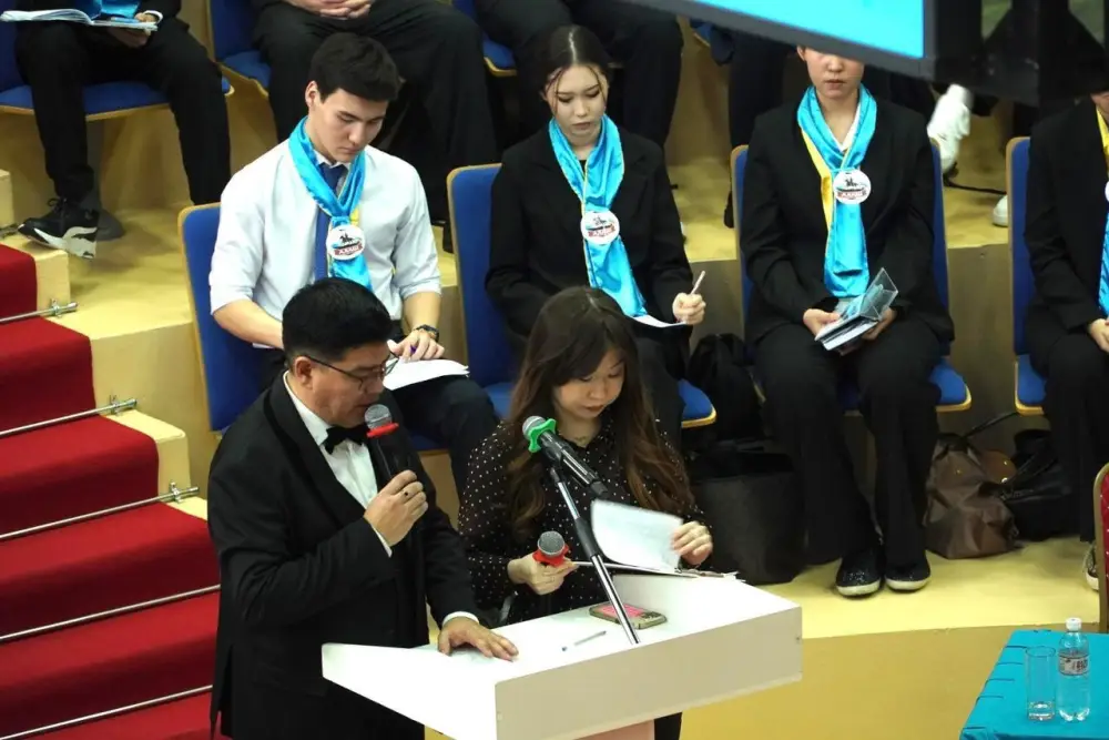 «Закон и порядок – путь честного гражданина»: в Астане прошли дебаты (7)