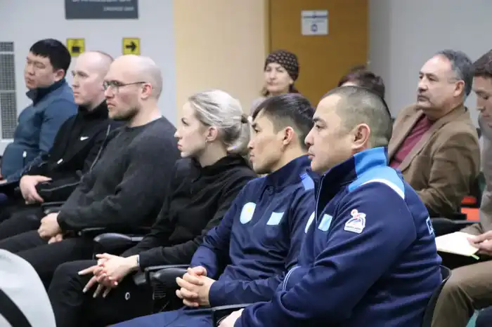 Чемпионат Республики Казахстан по керлингу: Проведено собрание с учредителями, а также 10 представителями региональных филиалов и федераций (6)