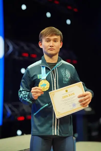 ТУРКЕСТАНСКИЕ ТЯЖЕЛОАТЛЕТЫ ЗАВОЕВАЛИ 5 МЕДАЛЕЙ НА ЧЕМПИОНАТЕ РК (4)