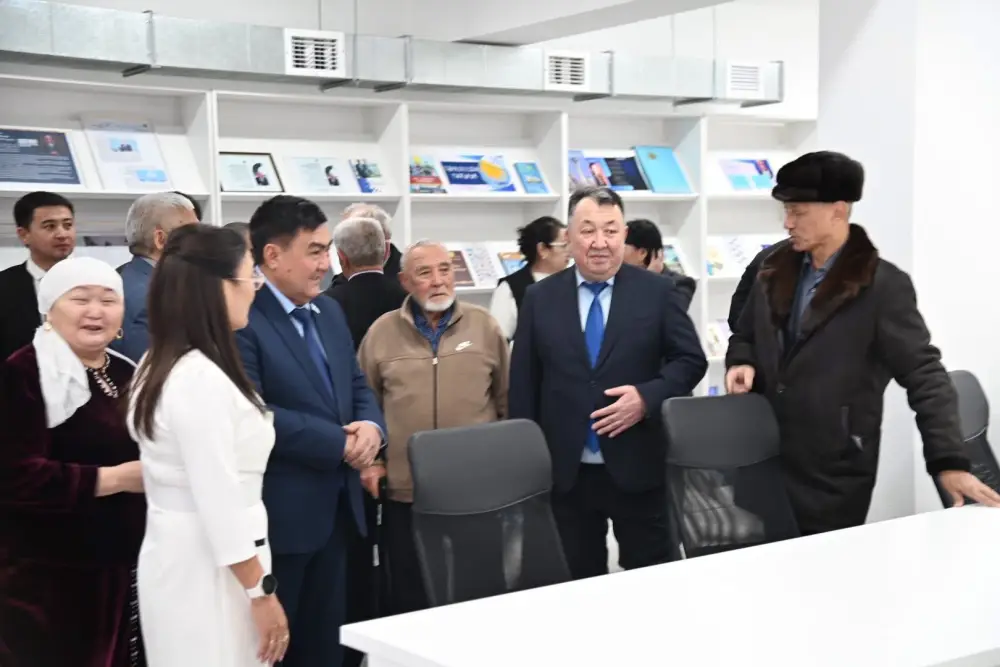 ТУРКЕСТАН: В СОЗАКЕ ОТКРЫЛАСЬ НОВАЯ СОВРЕМЕННАЯ БИБЛИОТЕКА (2)