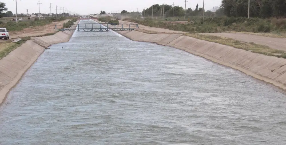 В ТУРКЕСТАНСКОЙ ОБЛАСТИ ВНЕДРЕНЫ НОВЫЕ ТЕХНОЛОГИИ ПО ЭФФЕКТИВНОМУ ИСПОЛЬЗОВАНИЮ ПОЛИВНОЙ ВОДЫ (6)