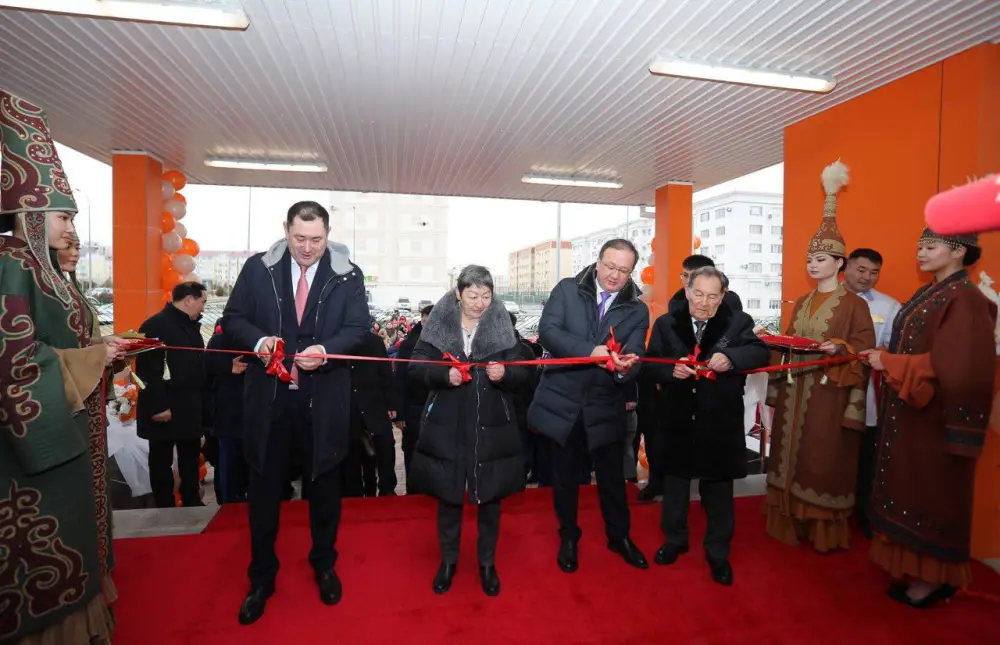 Новое медицинское учреждение построено в Мангистауской области за счет возвращенных активов (4)