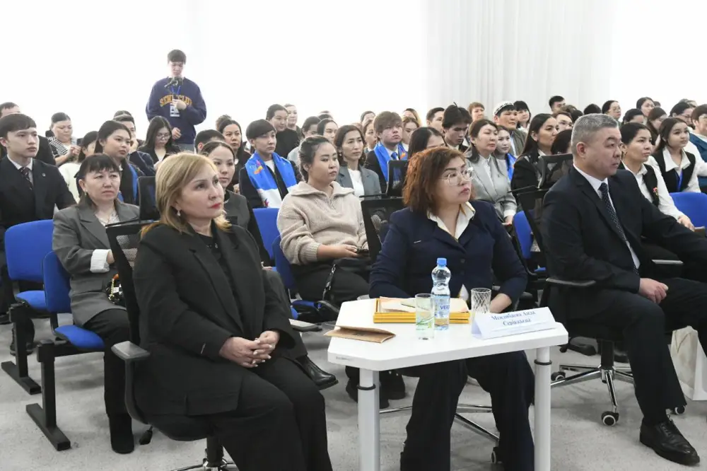 «Абылай хан – великий символ единства страны»: в Астане прошел историко-познавательный форум (6)