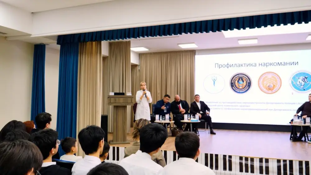 В Астане было организовано обучающее мероприятие для подростков (9)