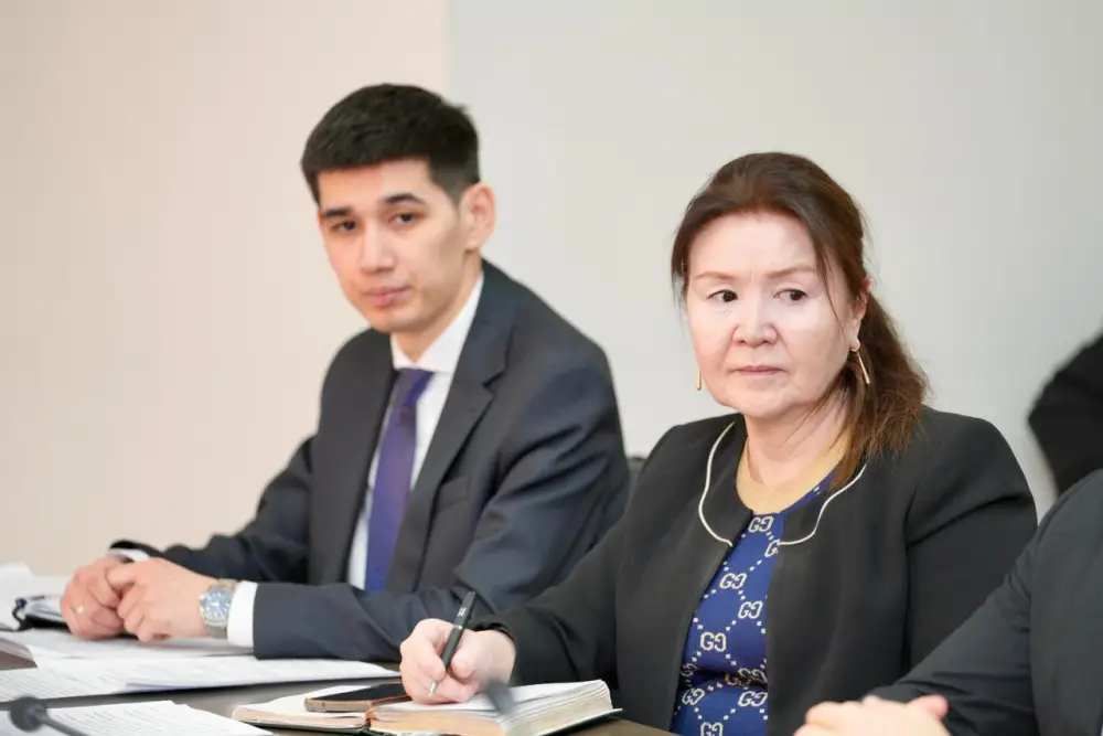 В республиканском селекторе рассмотрены промежуточные итоги отопительного сезона и планы ремонтной кампании (9)