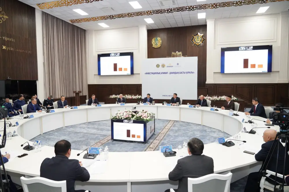 В ПРОКУРАТУРЕ ТУРКЕСТАНСКОЙ ОБЛАСТИ ОБСУДИЛИ ВОПРОСЫ ЗАЩИТЫ ПРАВ ИНВЕСТОРОВ И СОПРОВОЖДЕНИЯ ПРОЕКТОВ (4)