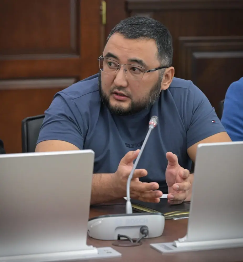 Аким области провел встречу с сельхозтоваропроизводителями региона, на которой обсудили подготовку и проведение весенне-полевых работ текущего сезона (9)