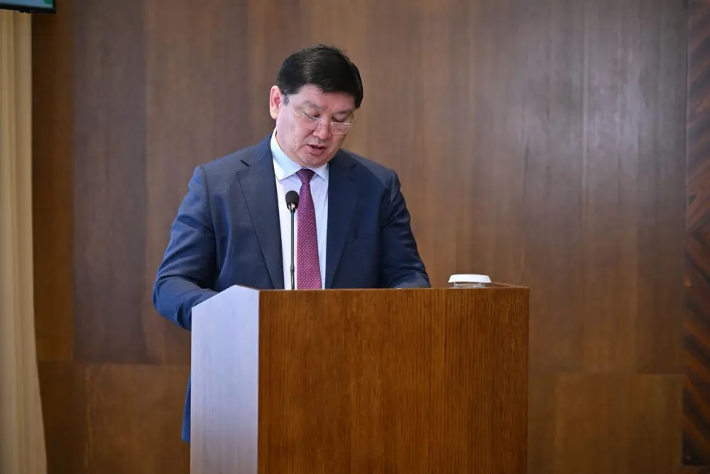 Обсуждены пути реализации поручений Президента (3)