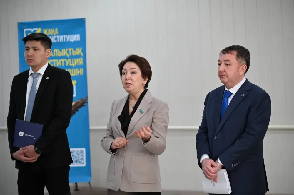 Работники ТЭЦ в Актобе поддержали новую Конституцию (3)