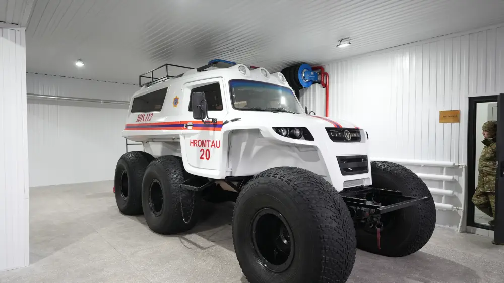 Глава МЧС открыл модернизированную пожарную часть в городе Хромтау (4)