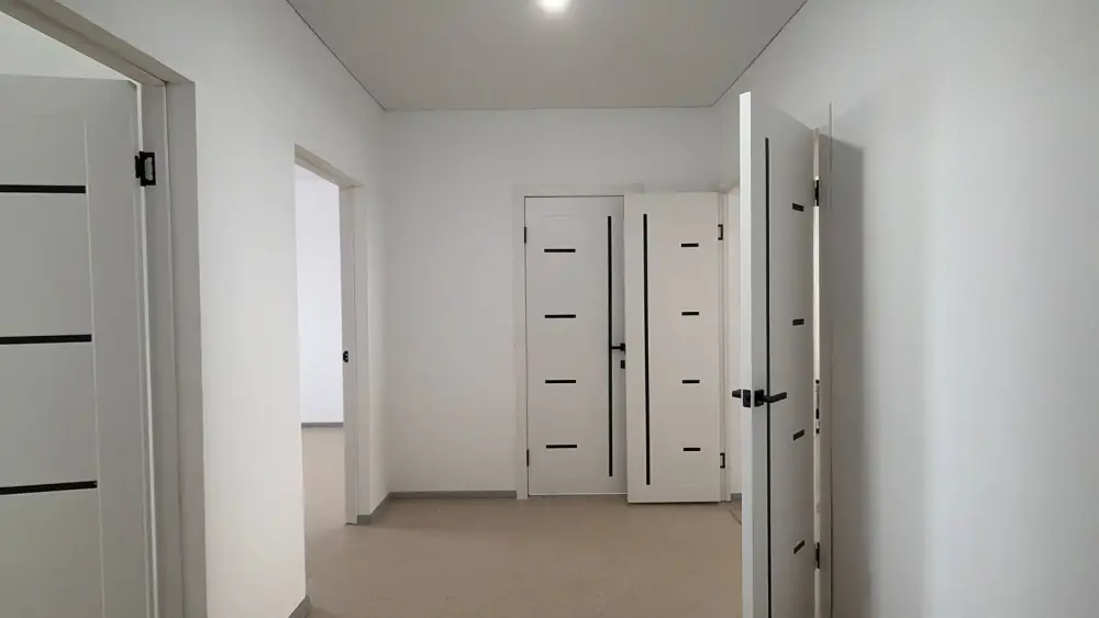 В Акмолинской области социально уязвимым категориям граждан вручены ключи от новых квартир (2)