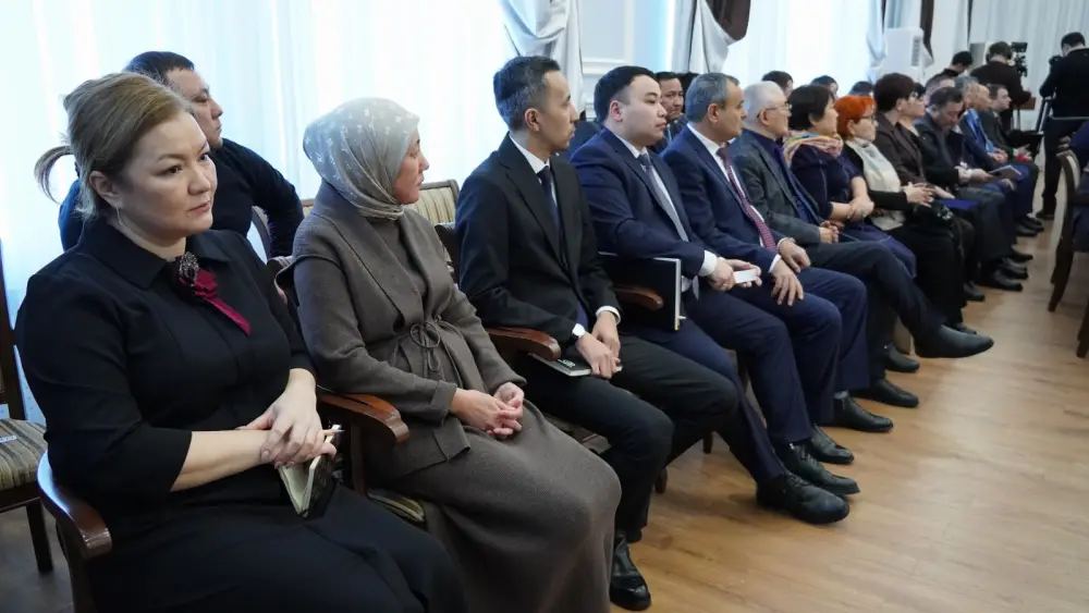 АКТИВ ОБЛАСТИ ПОДДЕРЖАЛ ПРОЕКТ НОВОЙ КОНСТИТУЦИИ (3)