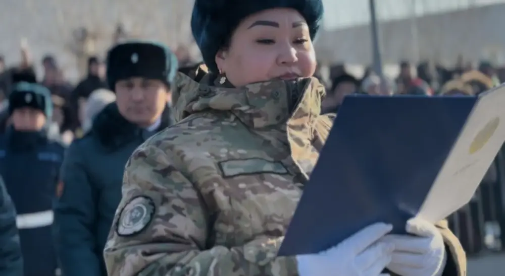 В Семее церемония принятия Военной присяги гвардейцев запомнилась особыми моментами (2)