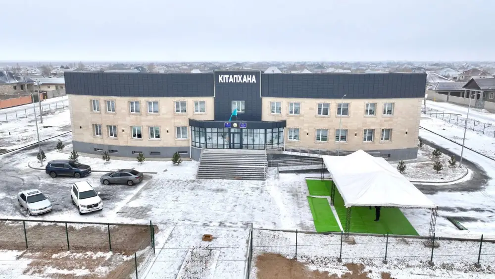 ТУРКЕСТАН: В СОЗАКЕ ОТКРЫЛАСЬ НОВАЯ СОВРЕМЕННАЯ БИБЛИОТЕКА (4)