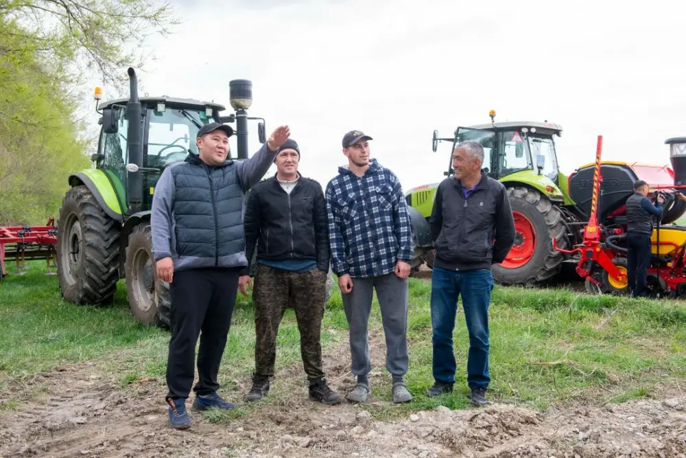 В области Жетісу в этом году посевные площади составят порядка 512 тыс. га (4)