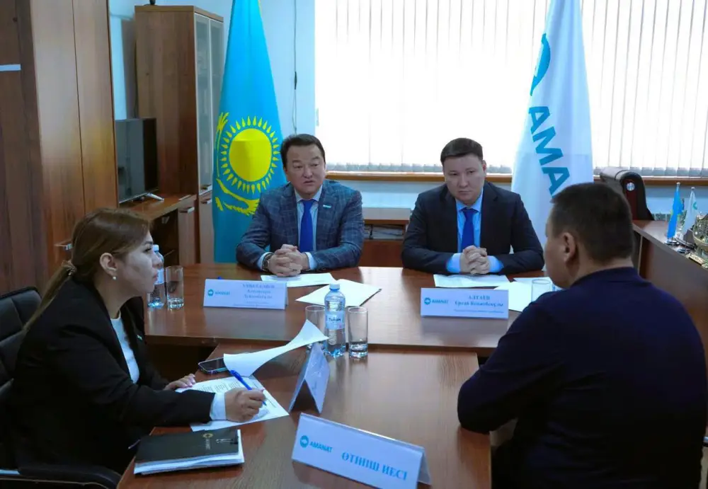 В ТУРКЕСТАНСКОЙ ОБЛАСТИ ВЫСЛУШАЛИ ОБРАЩЕНИЯ ЖИТЕЛЕЙ (3)