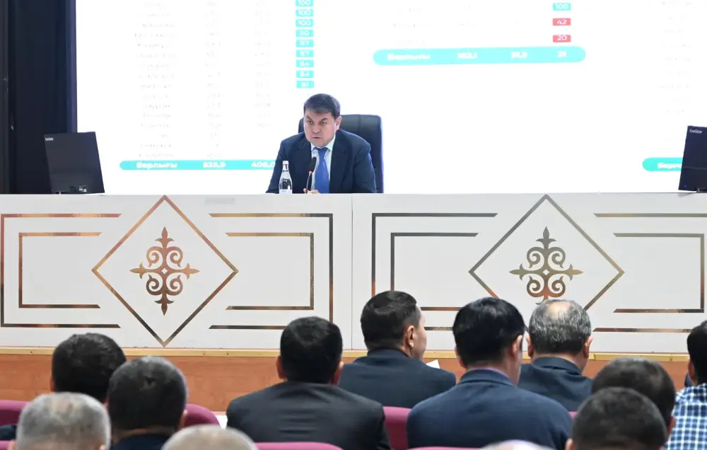 В ТУРКЕСТАНСКОЙ ОБЛАСТИ ВНЕДРЕНЫ НОВЫЕ ТЕХНОЛОГИИ ПО ЭФФЕКТИВНОМУ ИСПОЛЬЗОВАНИЮ ПОЛИВНОЙ ВОДЫ (7)