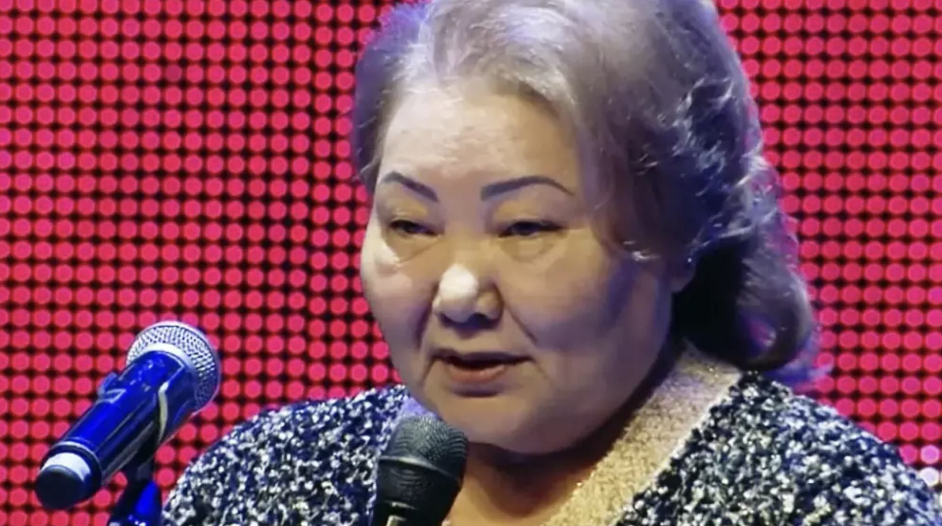 Анипа Назарбаева / Кадр из видео на youtube