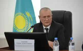 В Шымкенте прошла встреча с представителями здравоохранения, где обсуждали изменения в Конституции и защиту здоровья граждан.