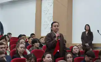 Вице-министр в Конаеве обсудил цифровую трансформацию и искусственный интеллект в Алматинской области