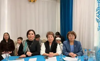 Конкурс «Сәулелі тастар» для детей Астаны