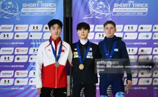 Бронзовая медаль для шорт-трекиста из Киева