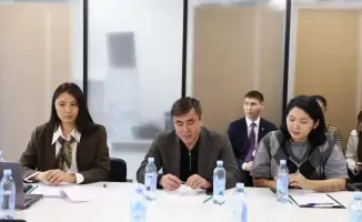 Обсуждение вклада гражданского общества в конституционные изменения на круглом столе в Астане